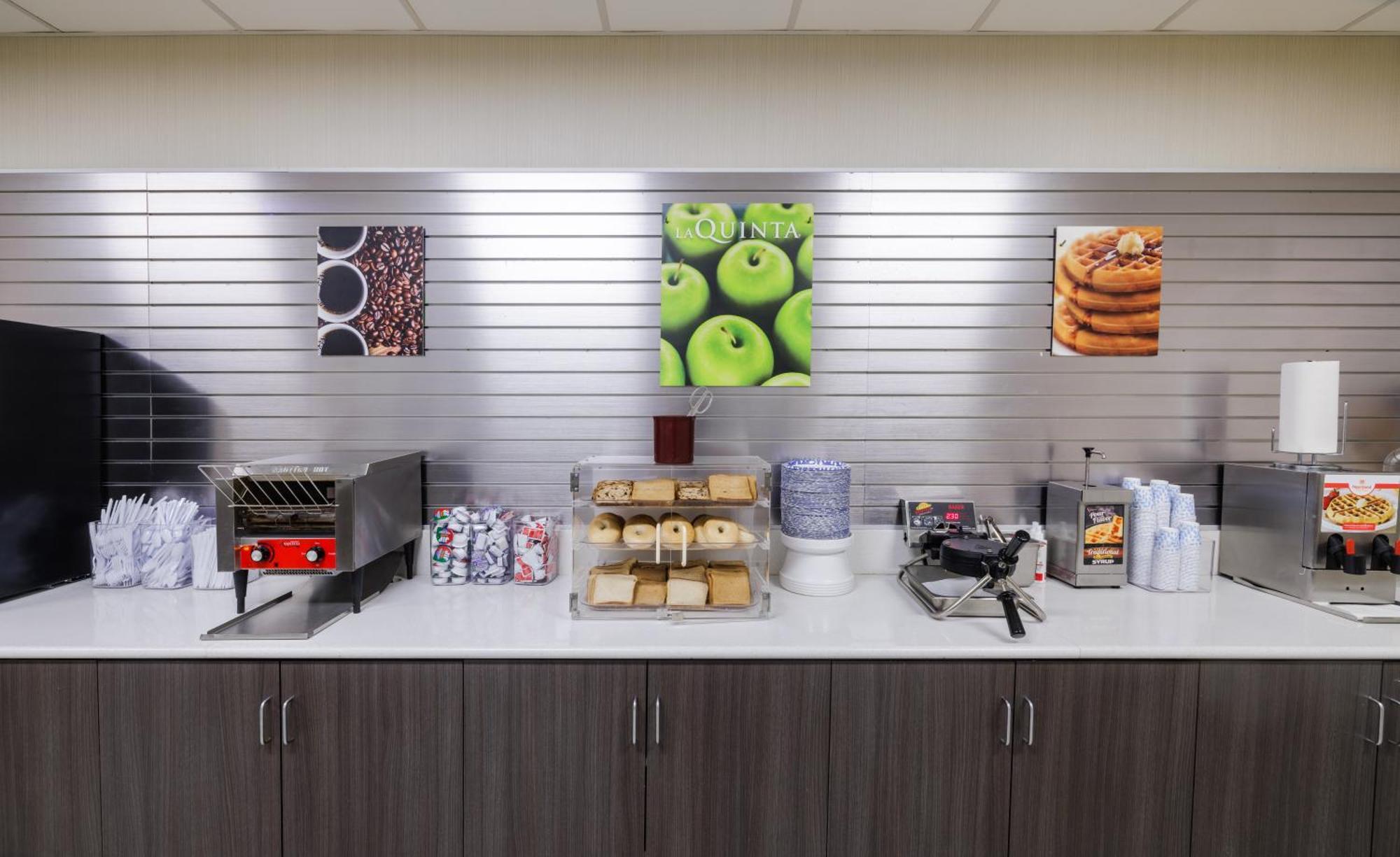La Quinta Inn & Suites By Wyndham Fort Collins, Colorado Экстерьер фото