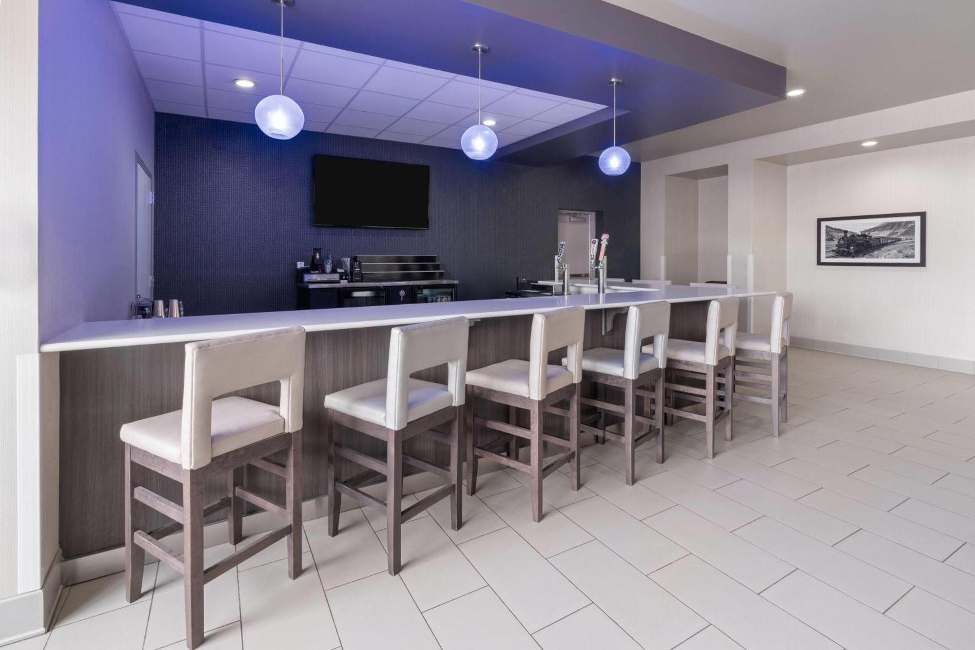 La Quinta Inn & Suites By Wyndham Fort Collins, Colorado Экстерьер фото